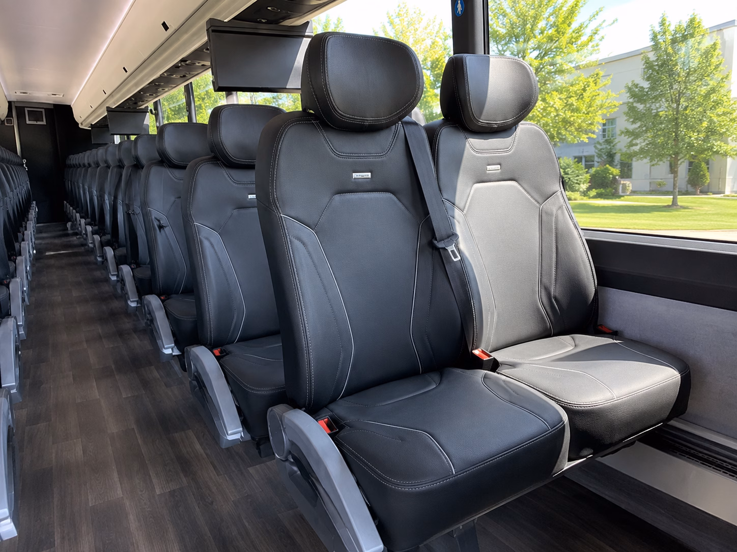 how the type of bus changes the price in san rafael california